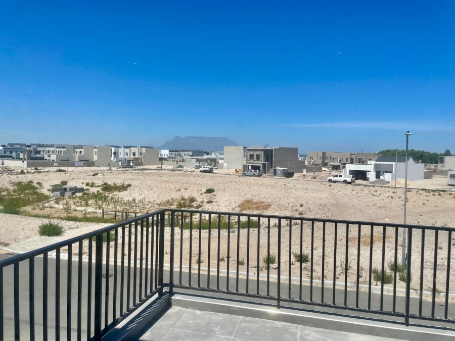 4 Bedroom Property for Sale in Sandown Western Cape